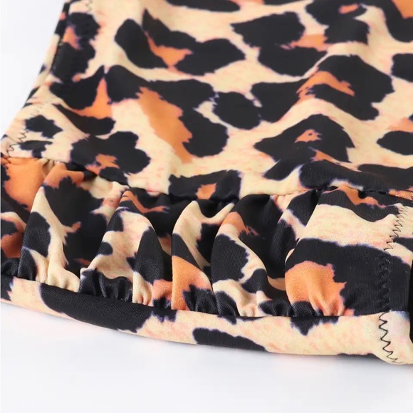 2 piece Women’s Black & Leopard High Waisted & High Neck Bikini, Sm - Picture 10 of 13